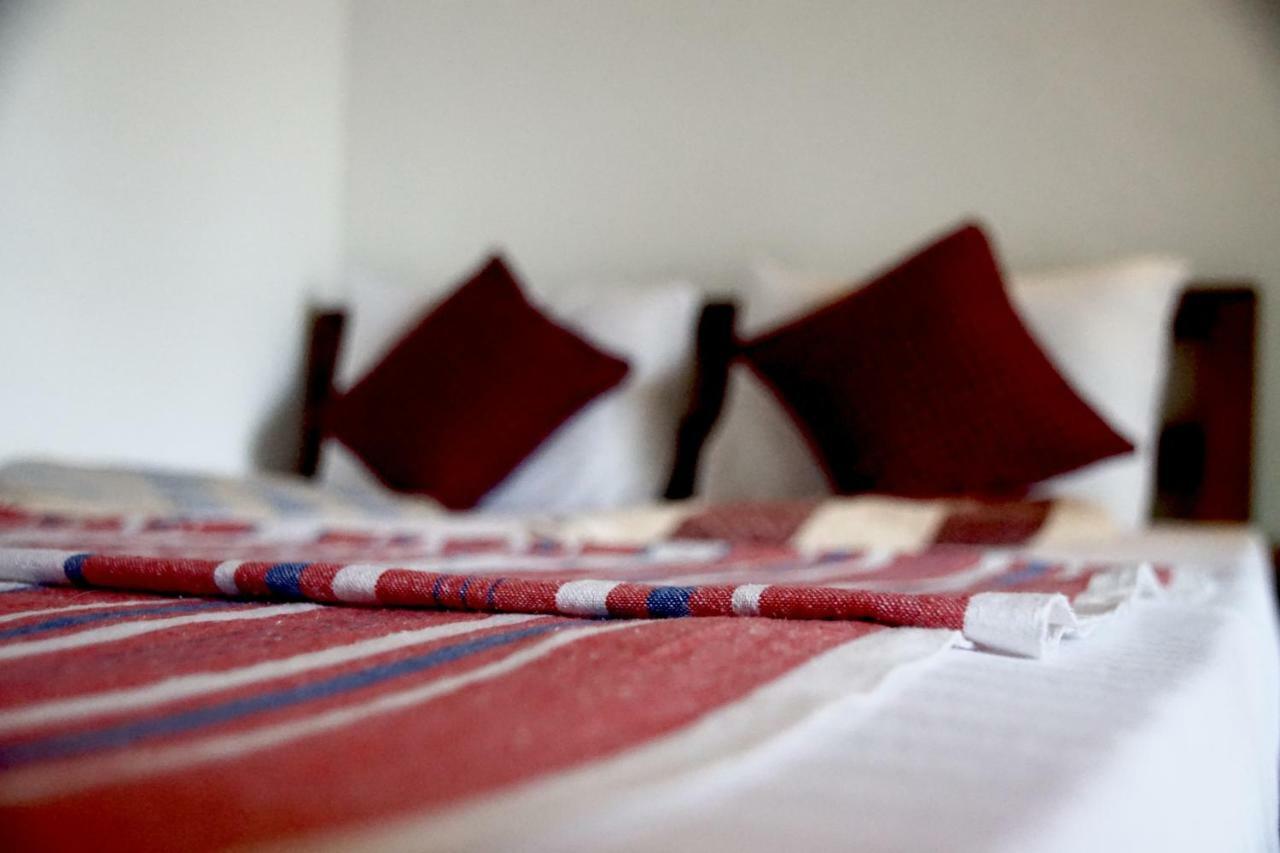 Hotel Feel The Waves Arugam Bay Esterno foto